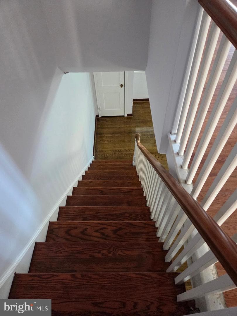 4544 Robbins Street photo 26