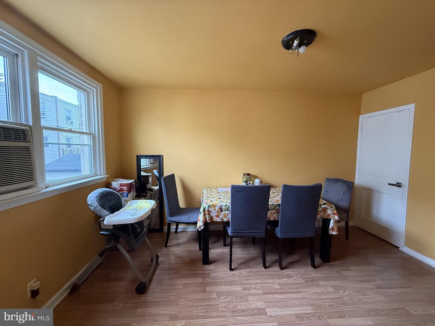 3142 Levick St photo 4