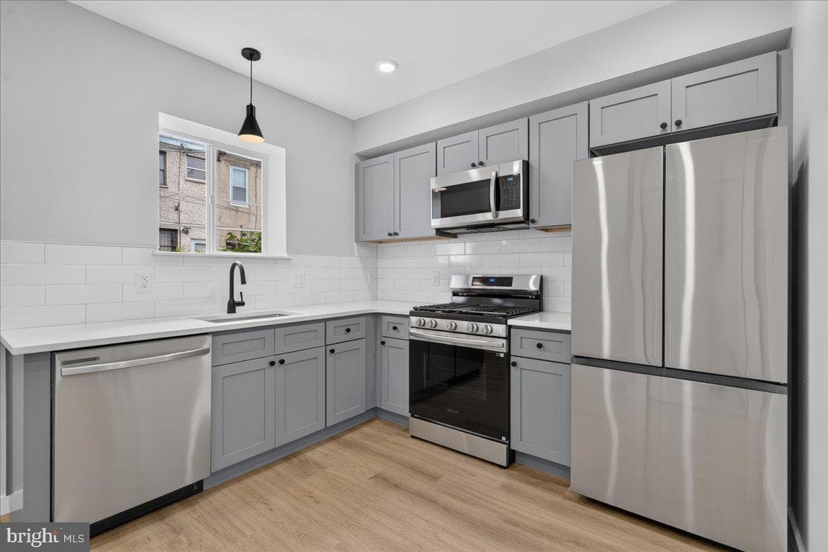4929 Ogden Street photo 16