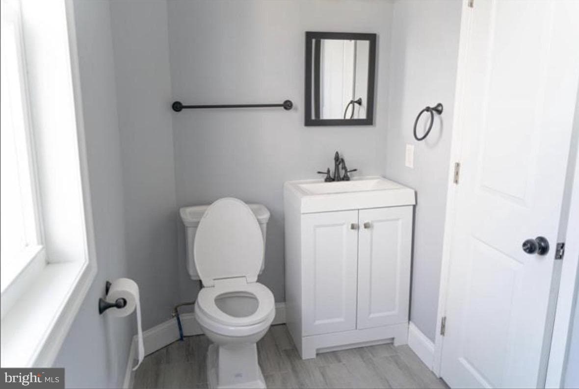5530 Upland Street photo 9
