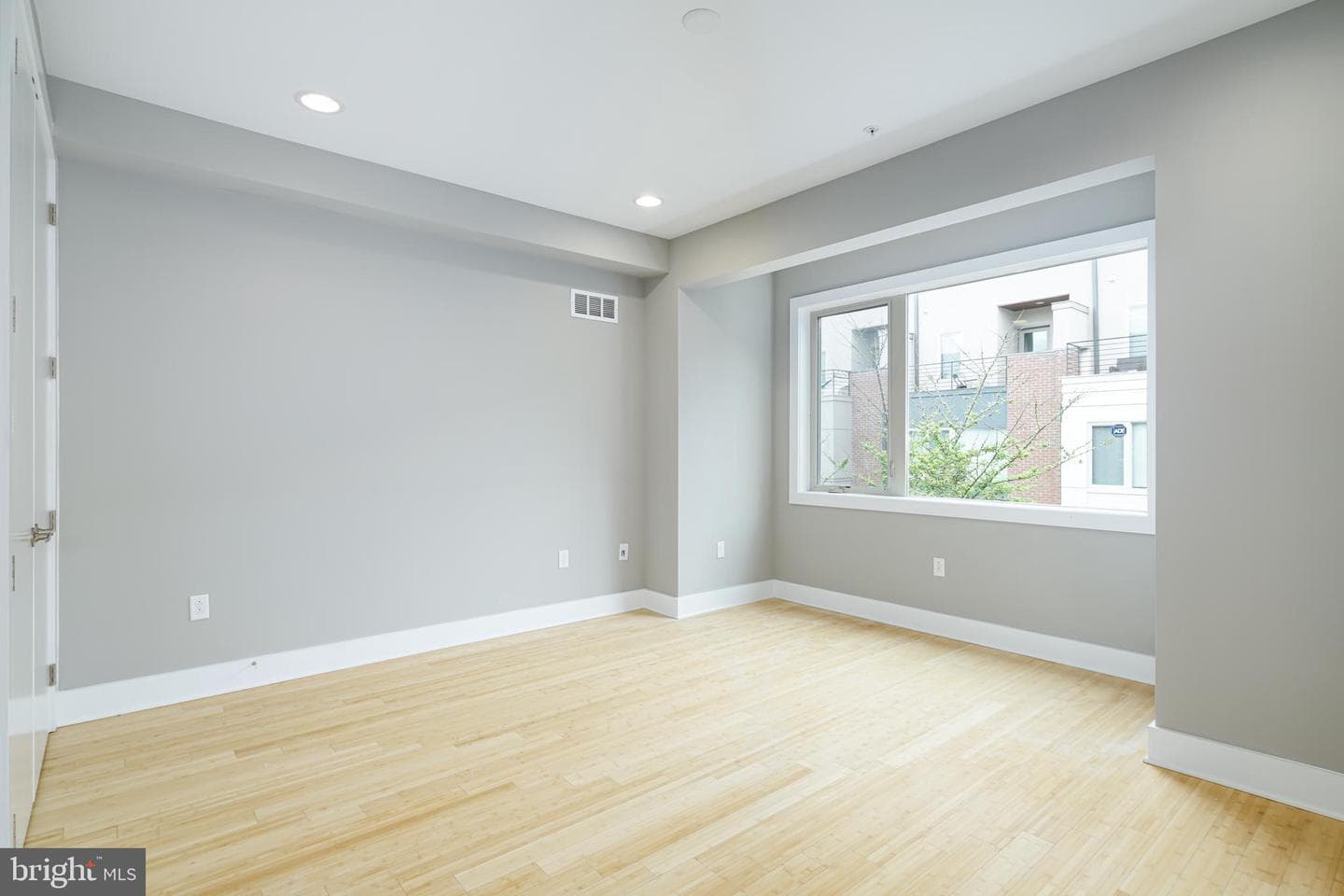 919 N 5th Street #7 photo 16