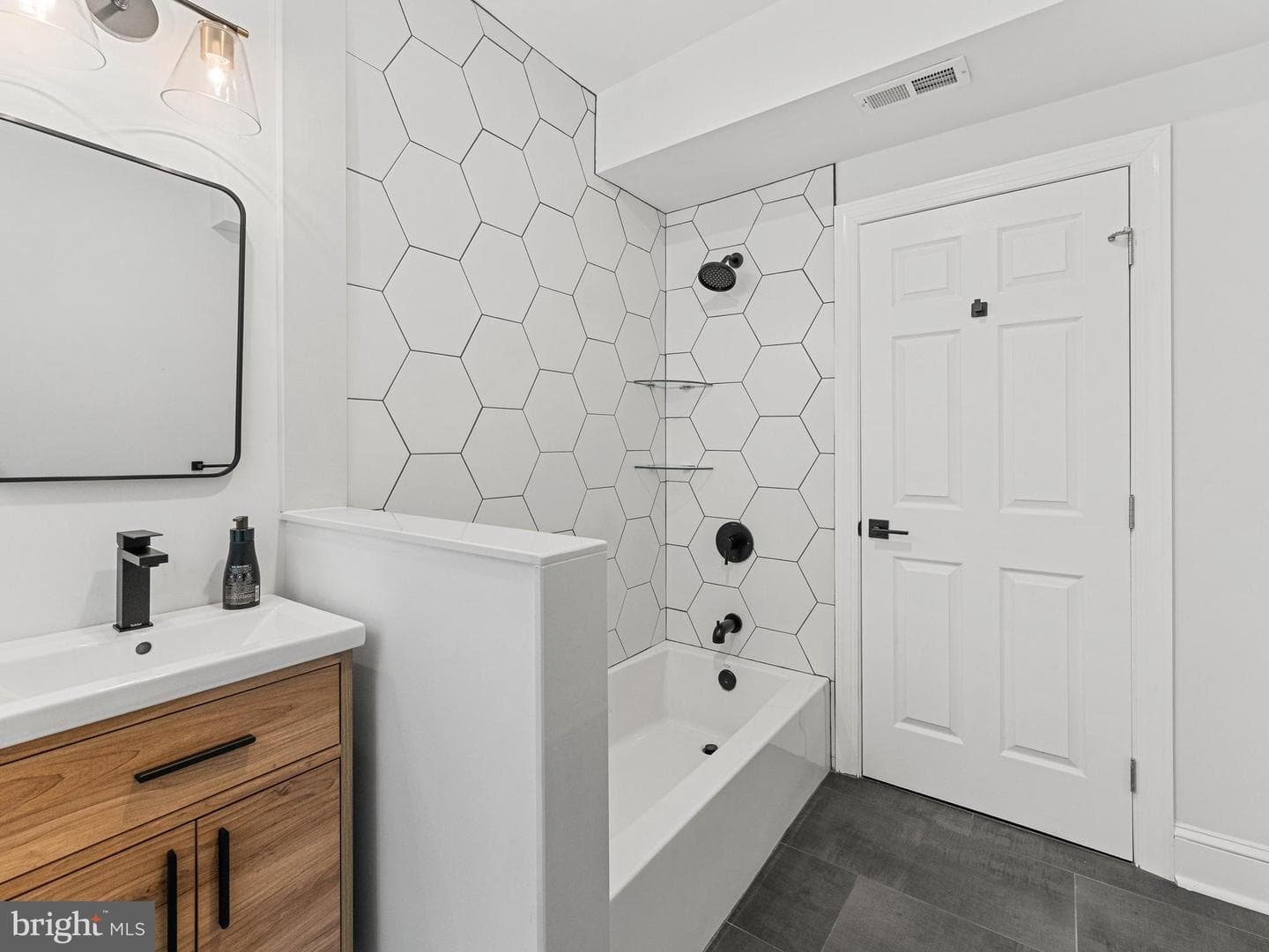 4241 Pechin Street photo 24