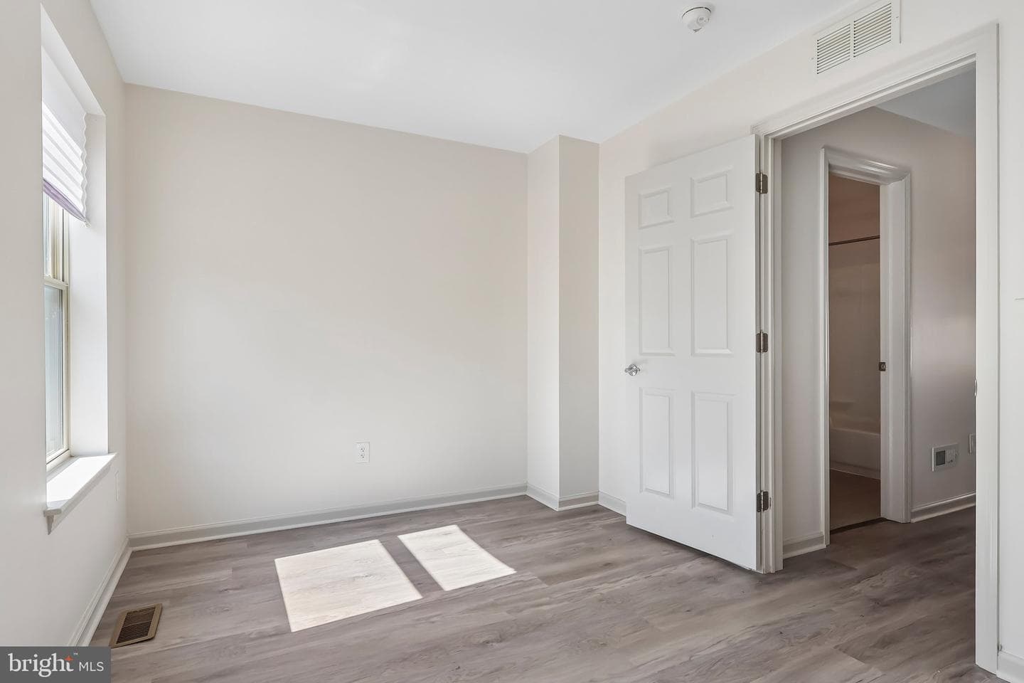 739 S 13th Street #b photo 16