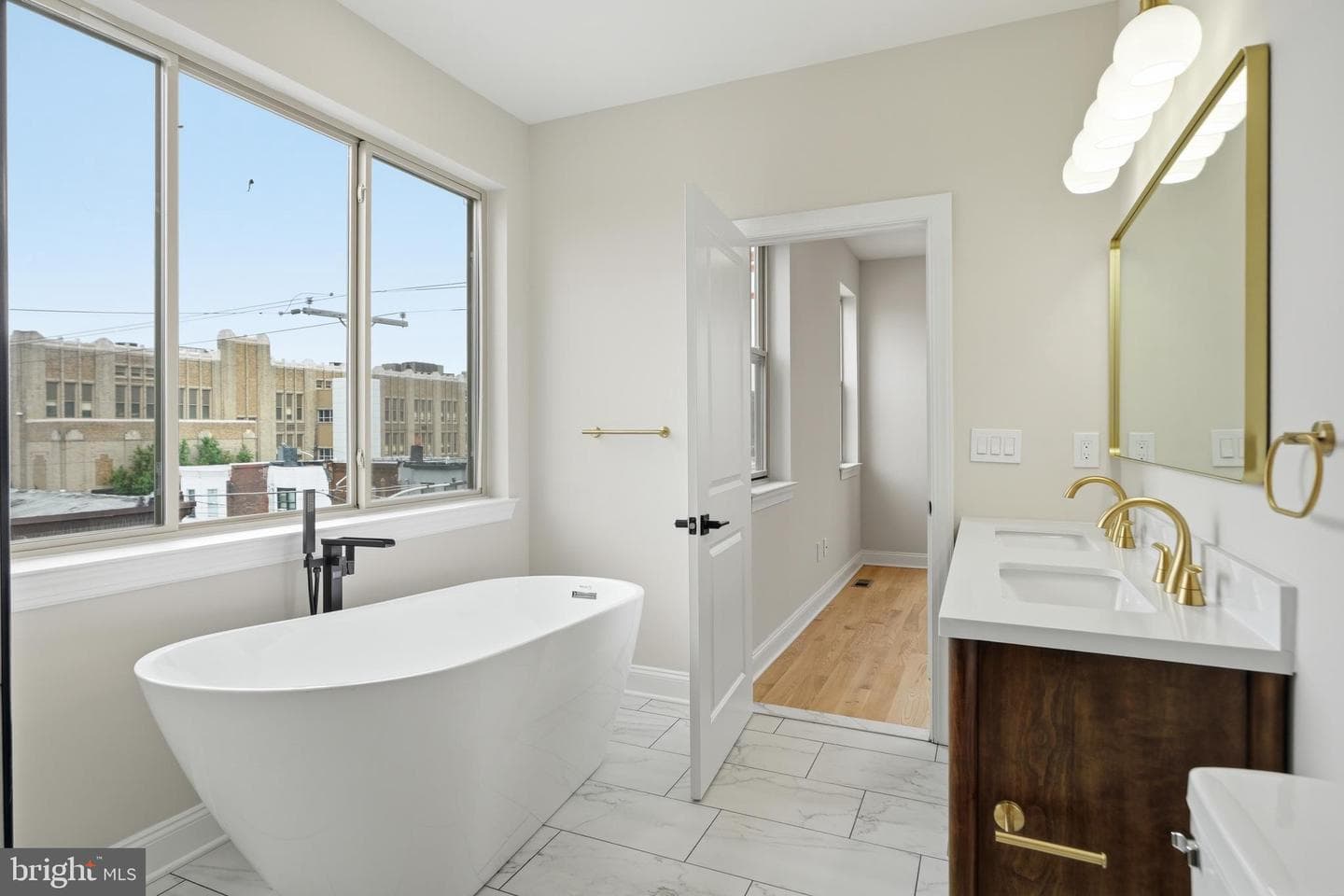 1826 S 22nd Street #a photo 18