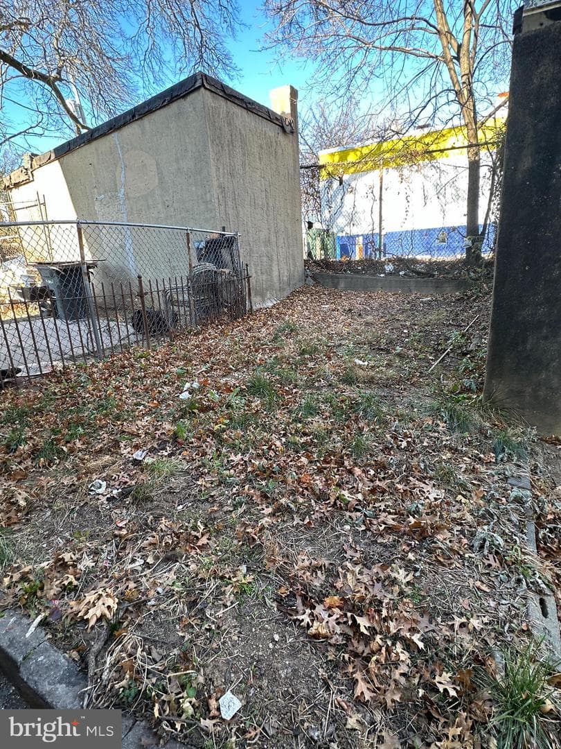1425 Widener Place photo 11