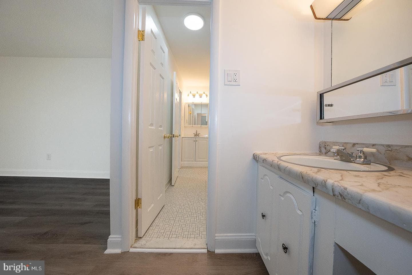 8122 Lindbergh Boulevard photo 27