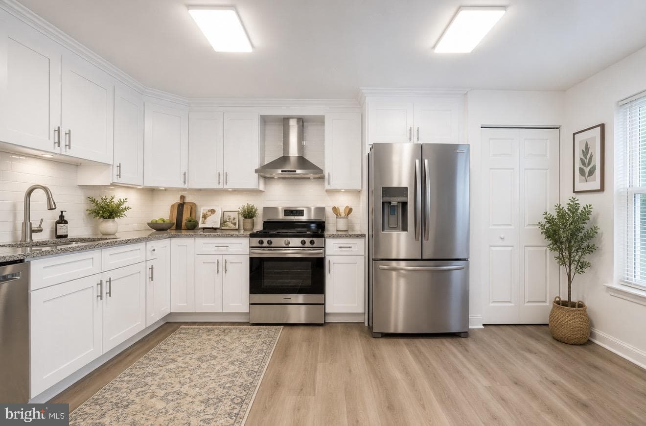 8122 Lindbergh Boulevard photo 3