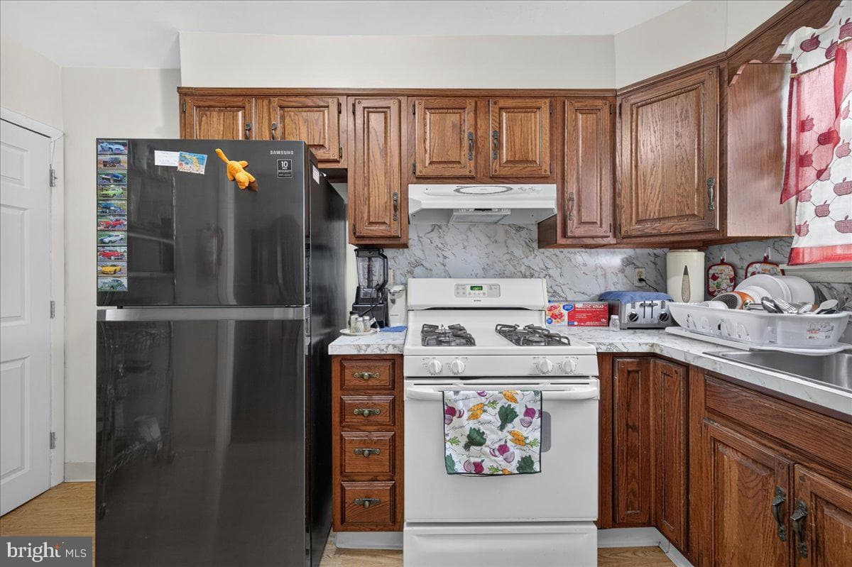 4302 St Philadelphia Pa 19124 photo 21