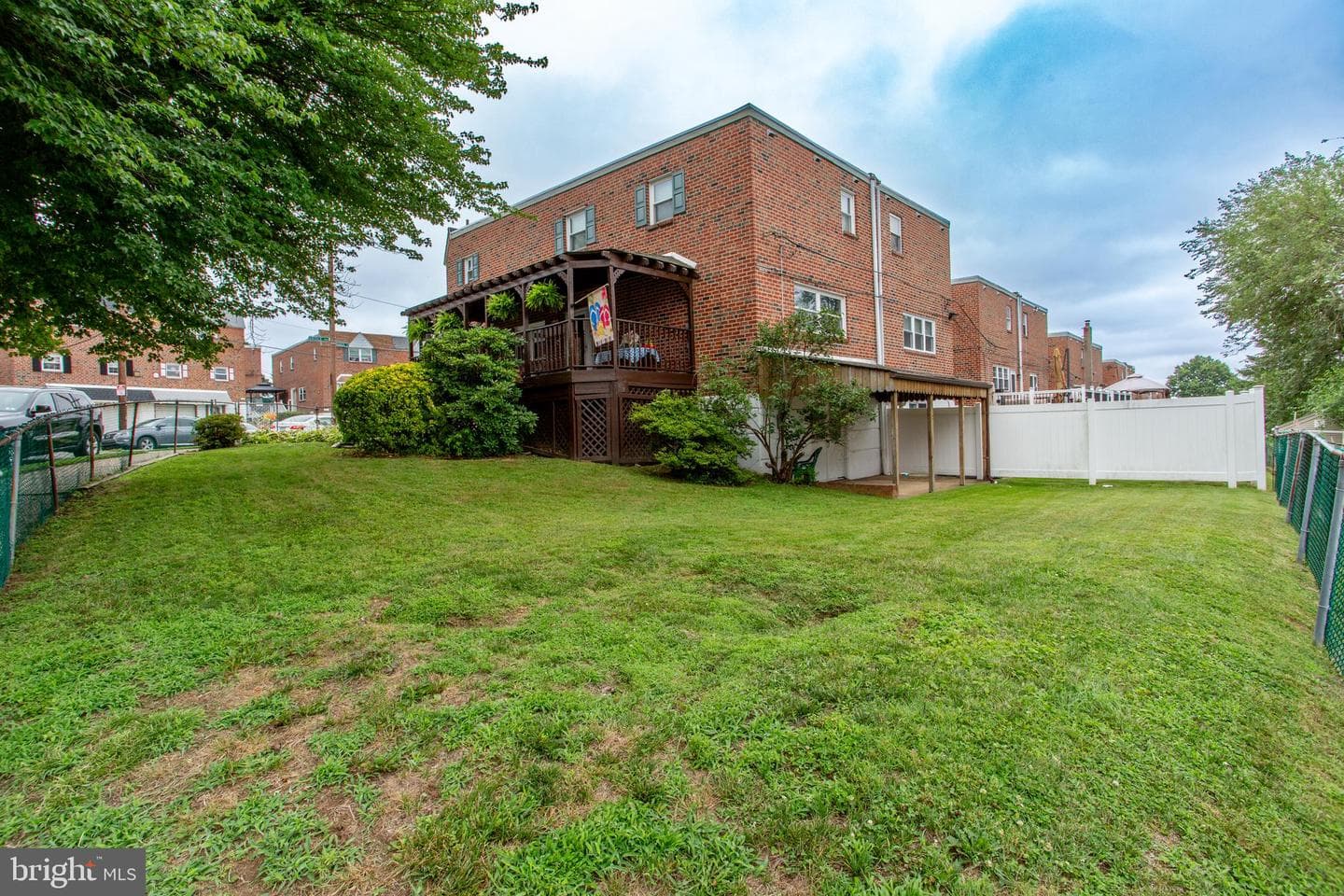 702 Bergen Street photo 7