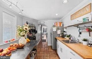 229 Race Street photo 23