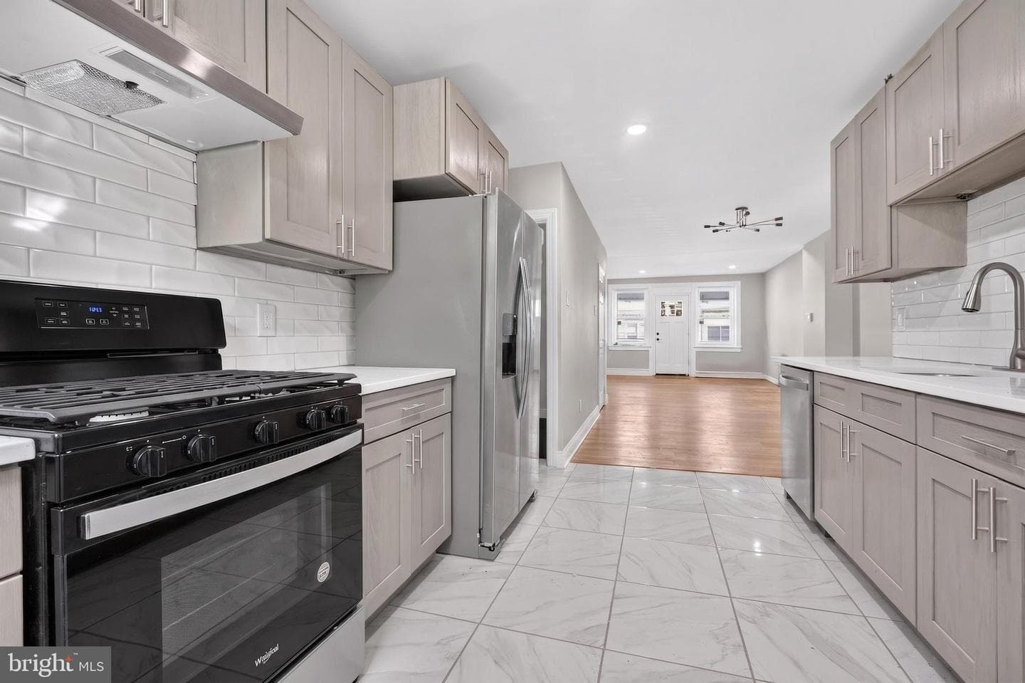 5638 Malcolm Street photo 16