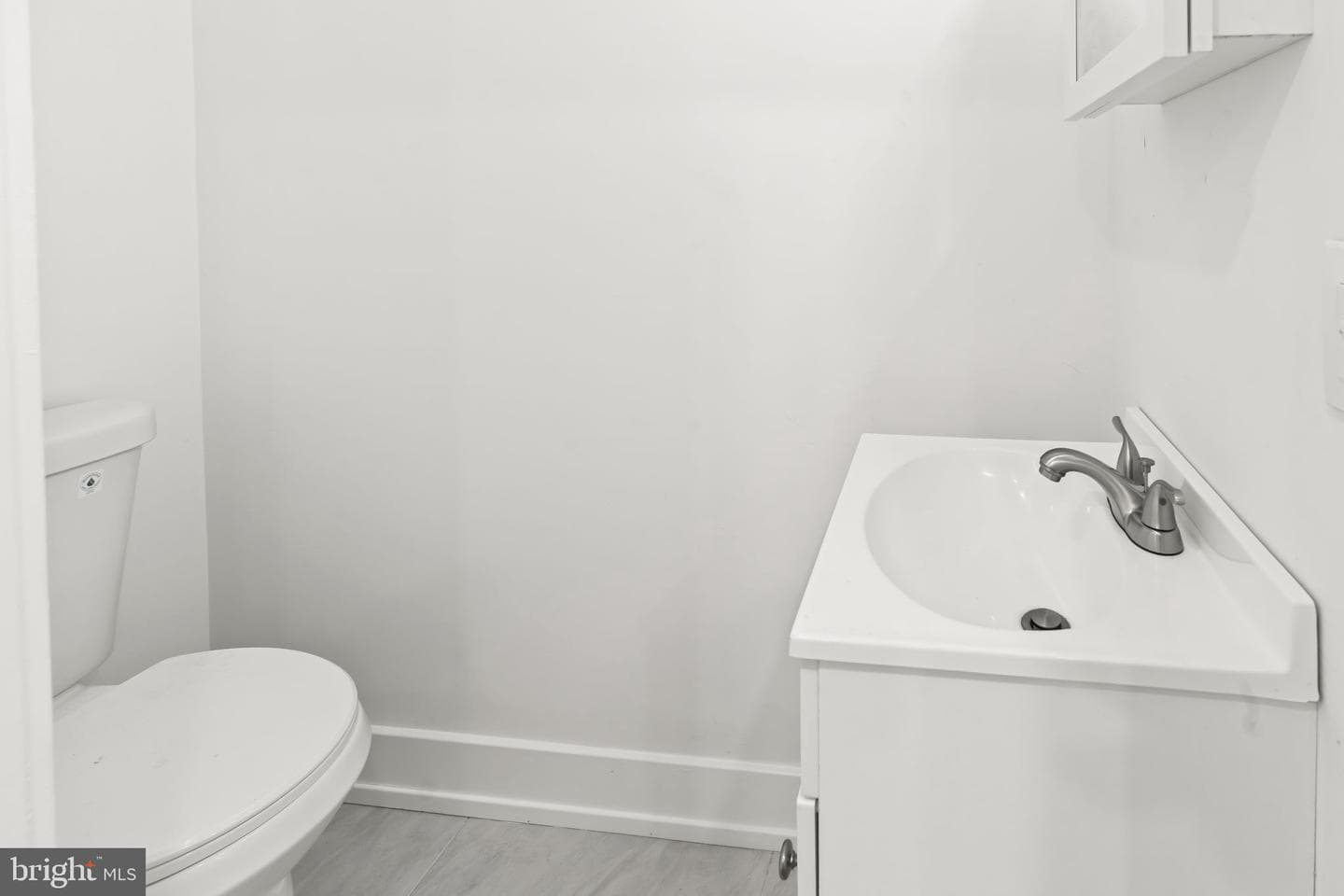 1455 N Dover Street N photo 6