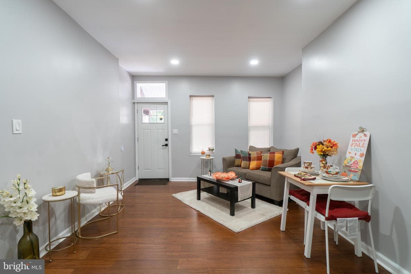 2539 N Newkirk Street photo 6