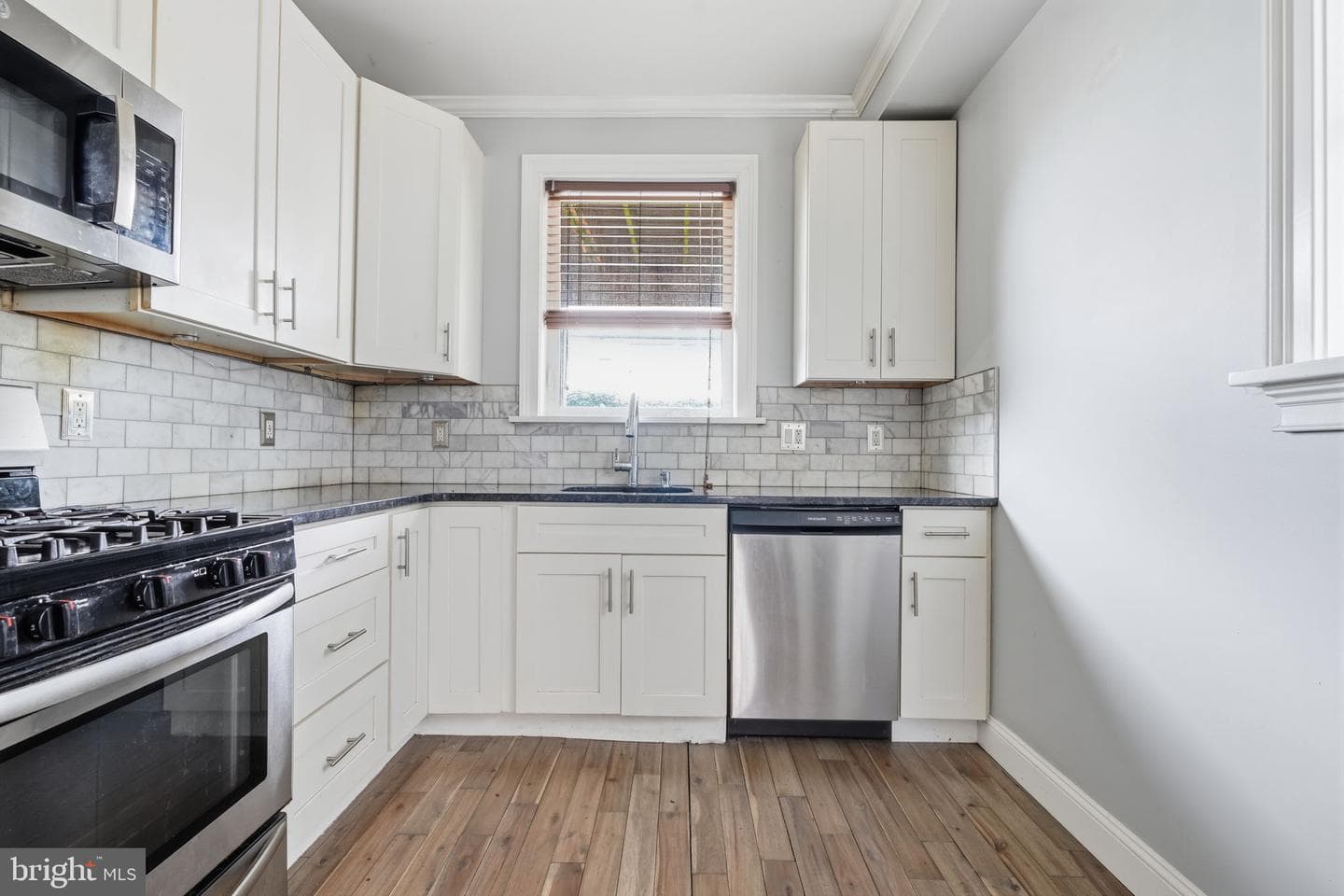 3174 Chatham Street photo 11