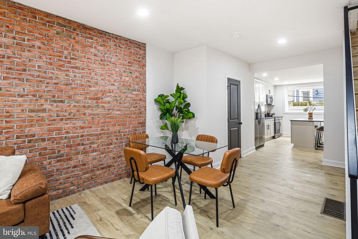 1524 S Colorado photo 4