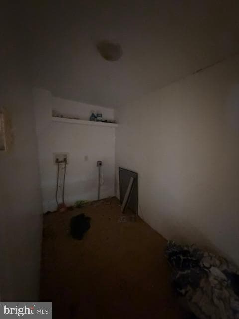 2205 N Lambert Street photo 15