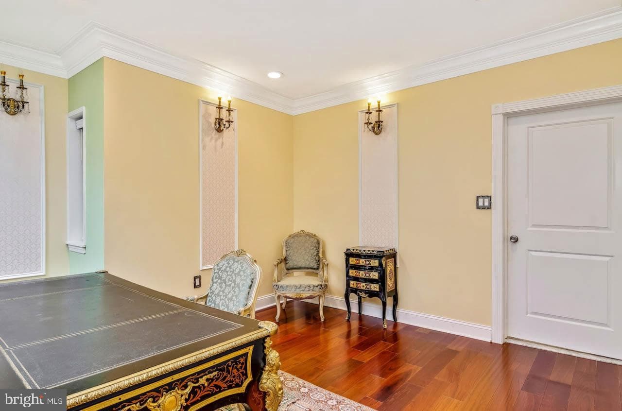 26 S Strawberry Street photo 39