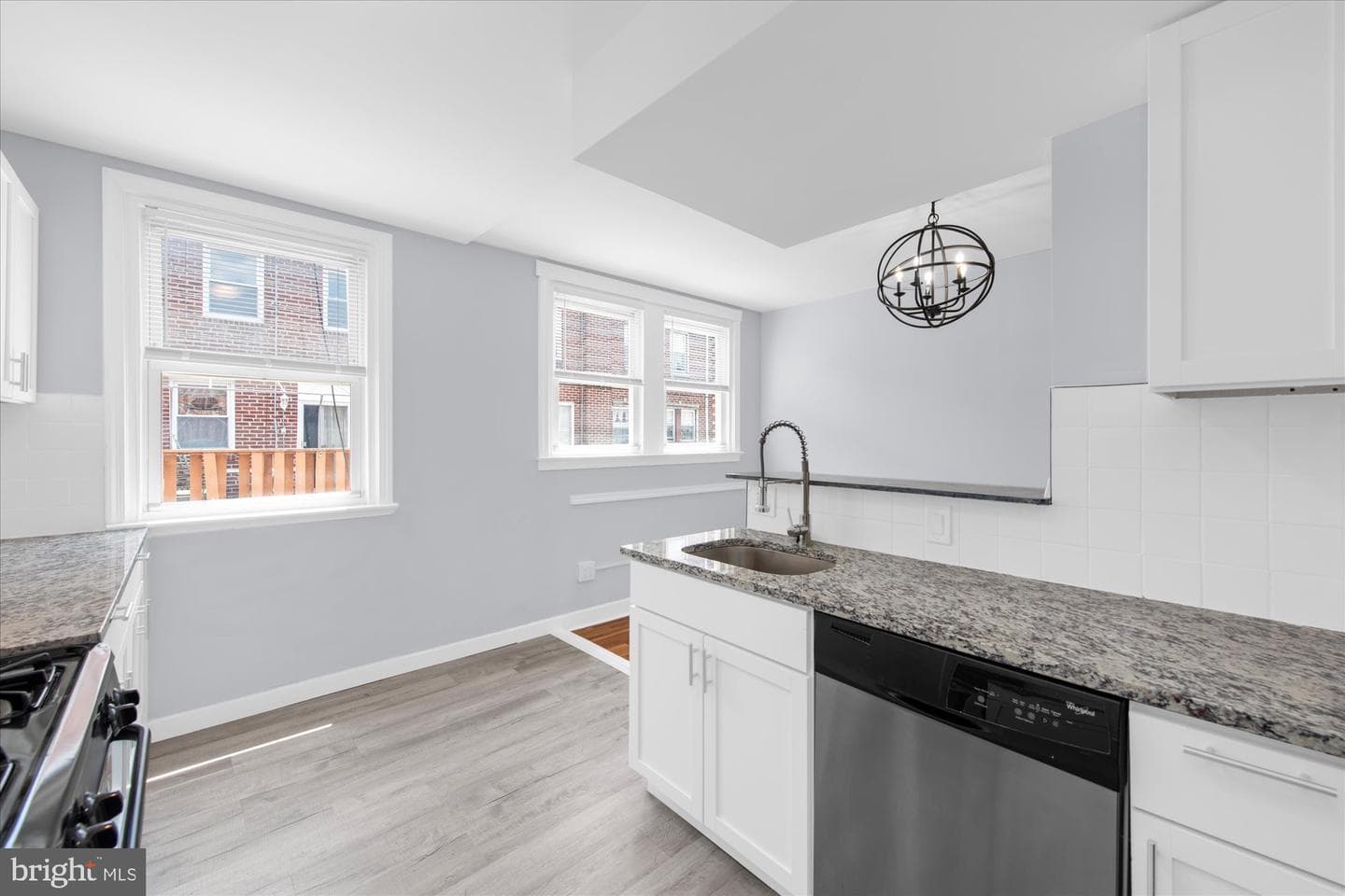 5437 Valley Street photo 13