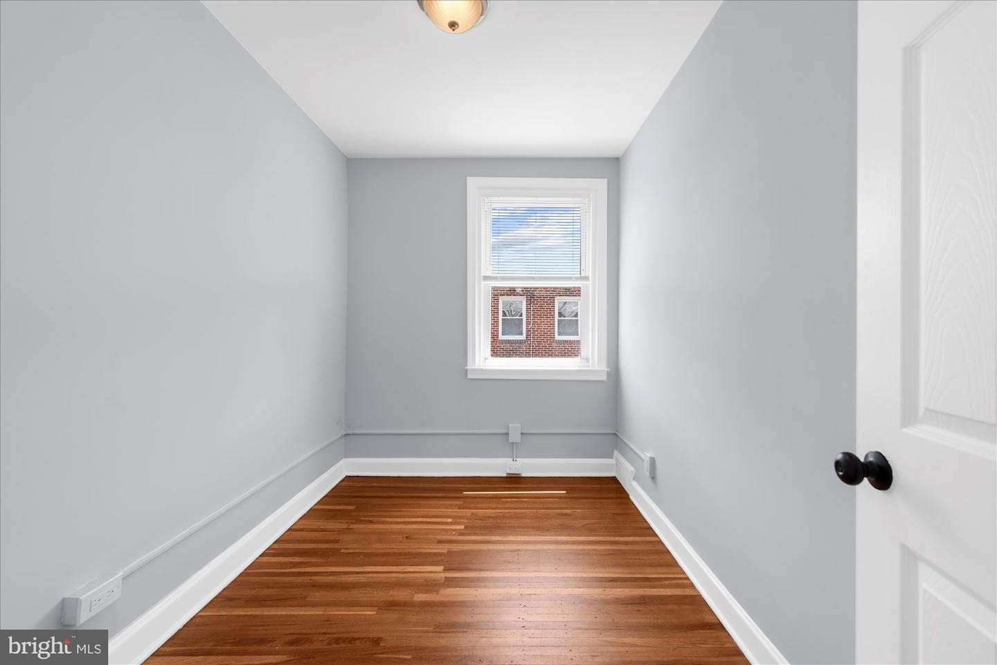 5437 Valley Street photo 19