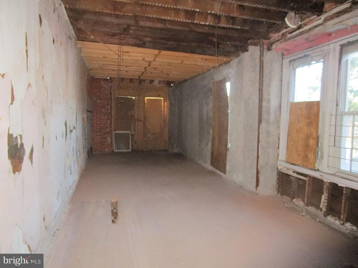 1824 W Ontario Street photo 7