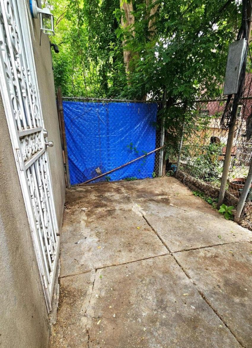 2411 N Lawrence Street photo 20