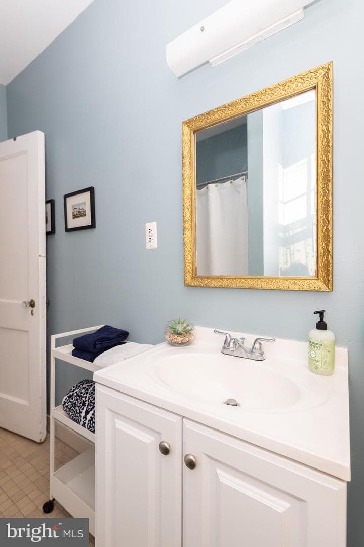6655 Mccallum Street #202 photo 21