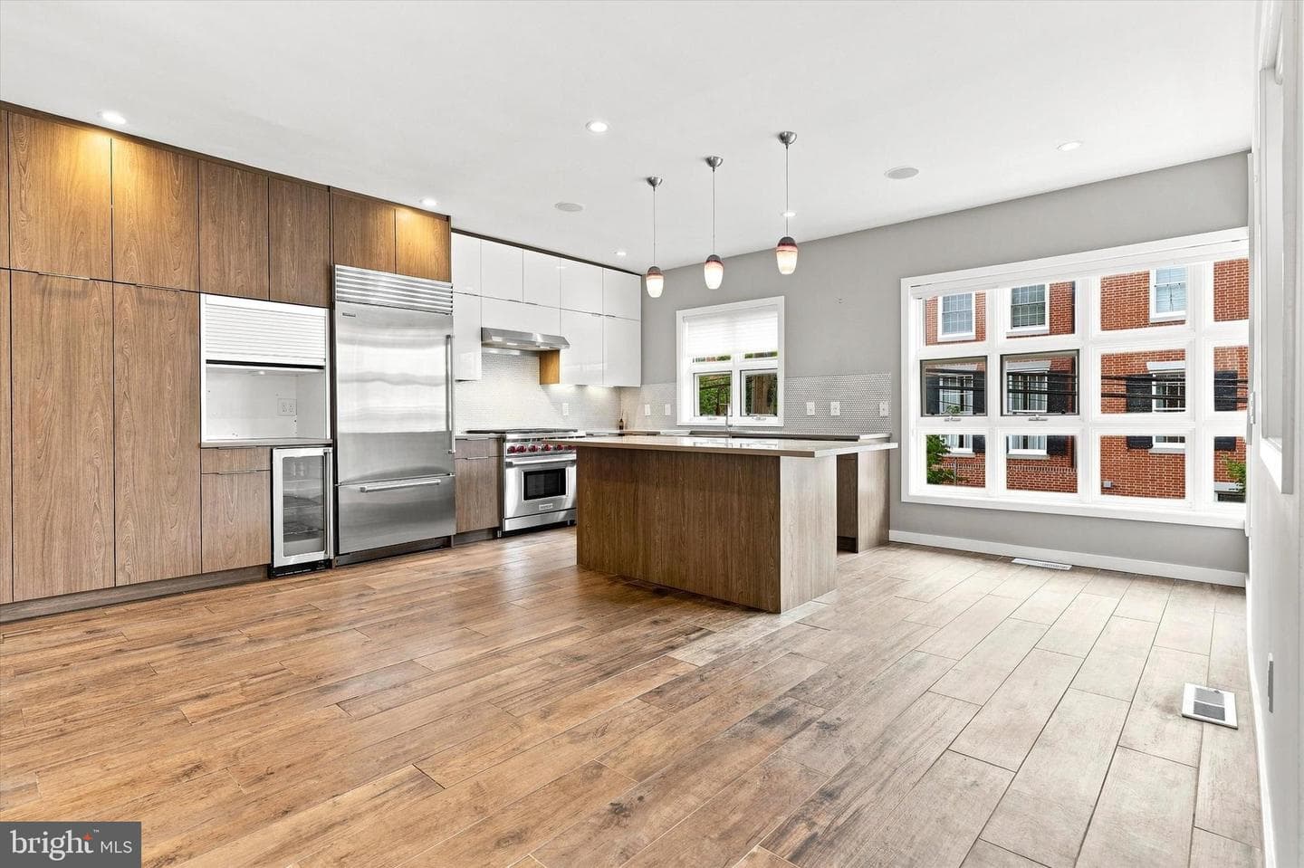 114 Bainbridge Street photo 11