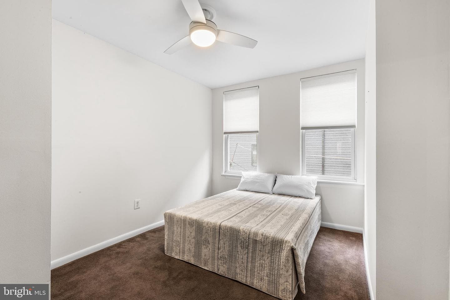 2420 Kimball Street photo 22