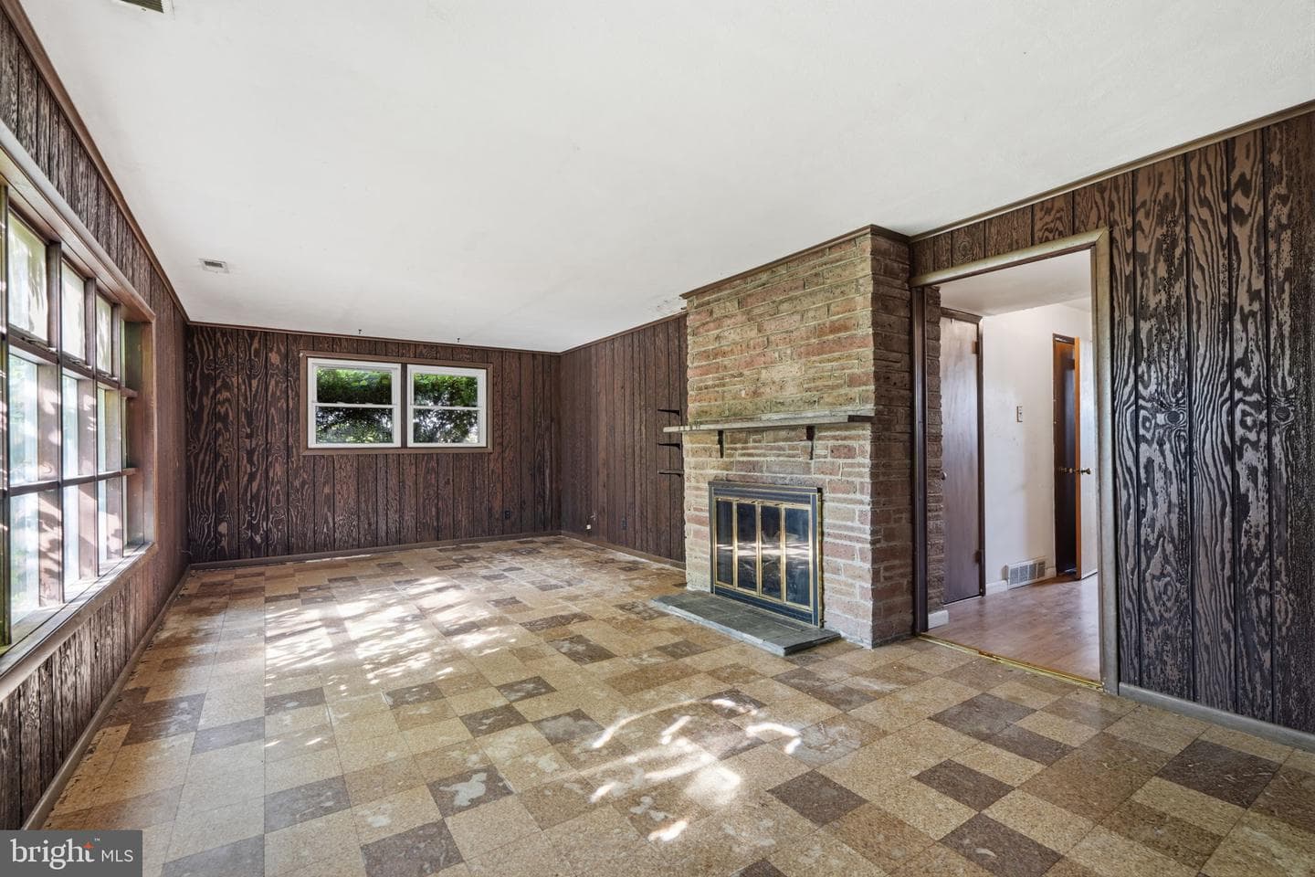 9219 Burbank Road photo 23