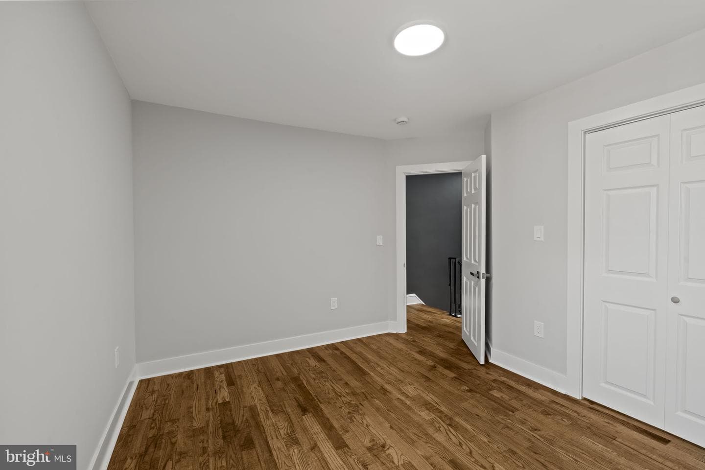 1606 E Washington Lane photo 26