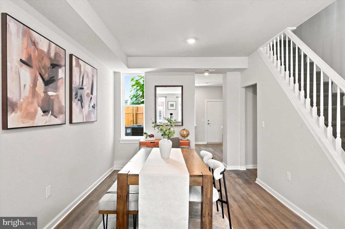 1207 S Harmony Street photo 11