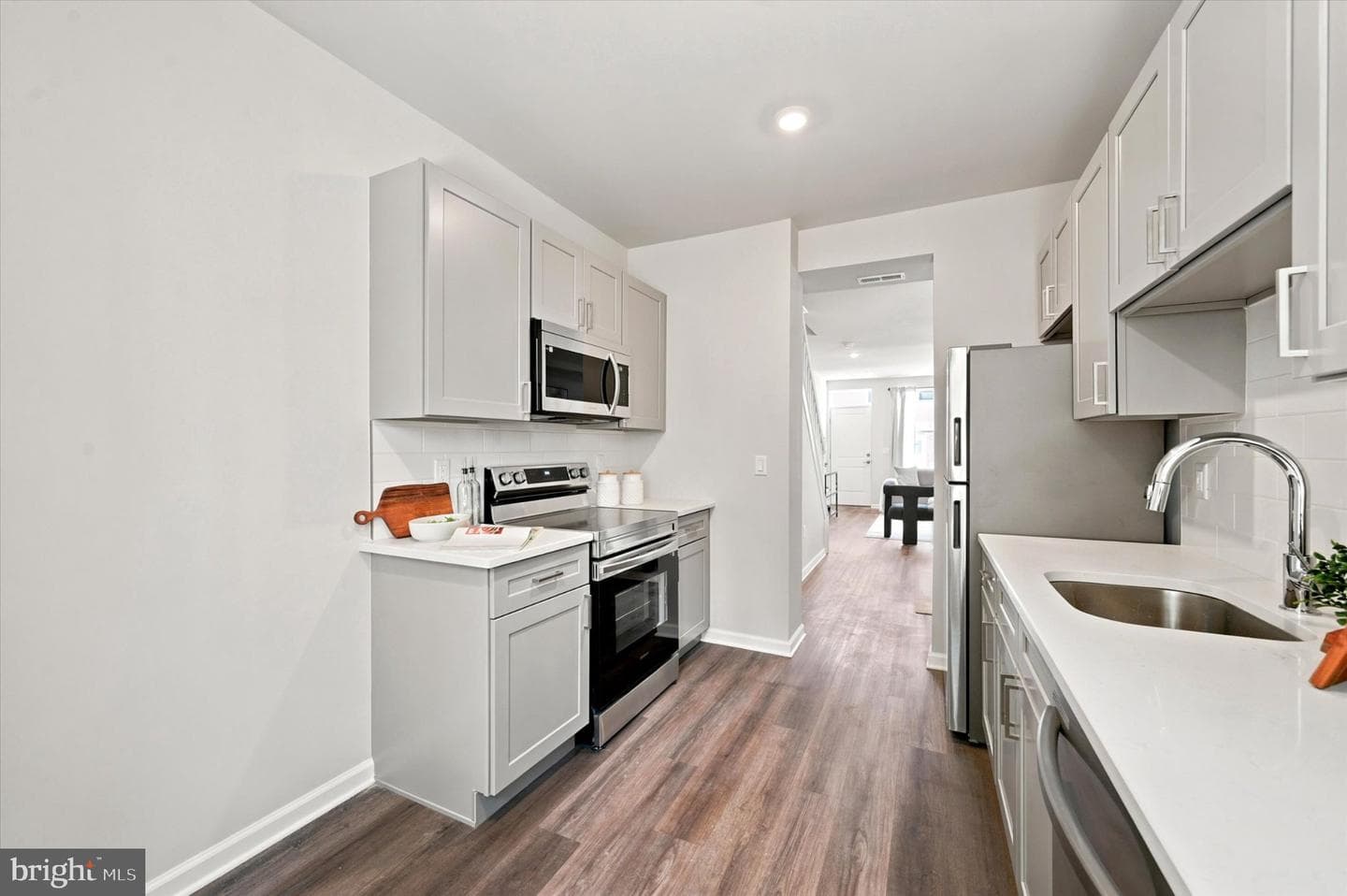 1207 S Harmony Street photo 15