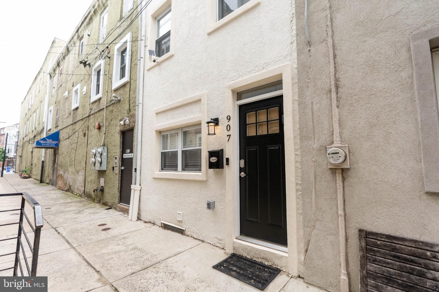 907 S Darien Way photo 32