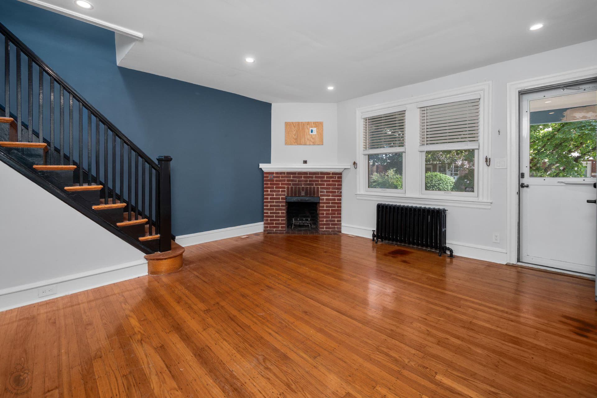 7226 Devon Street photo 3
