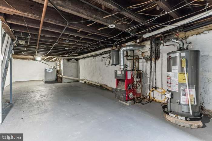 645 E Westmoreland Street photo 11