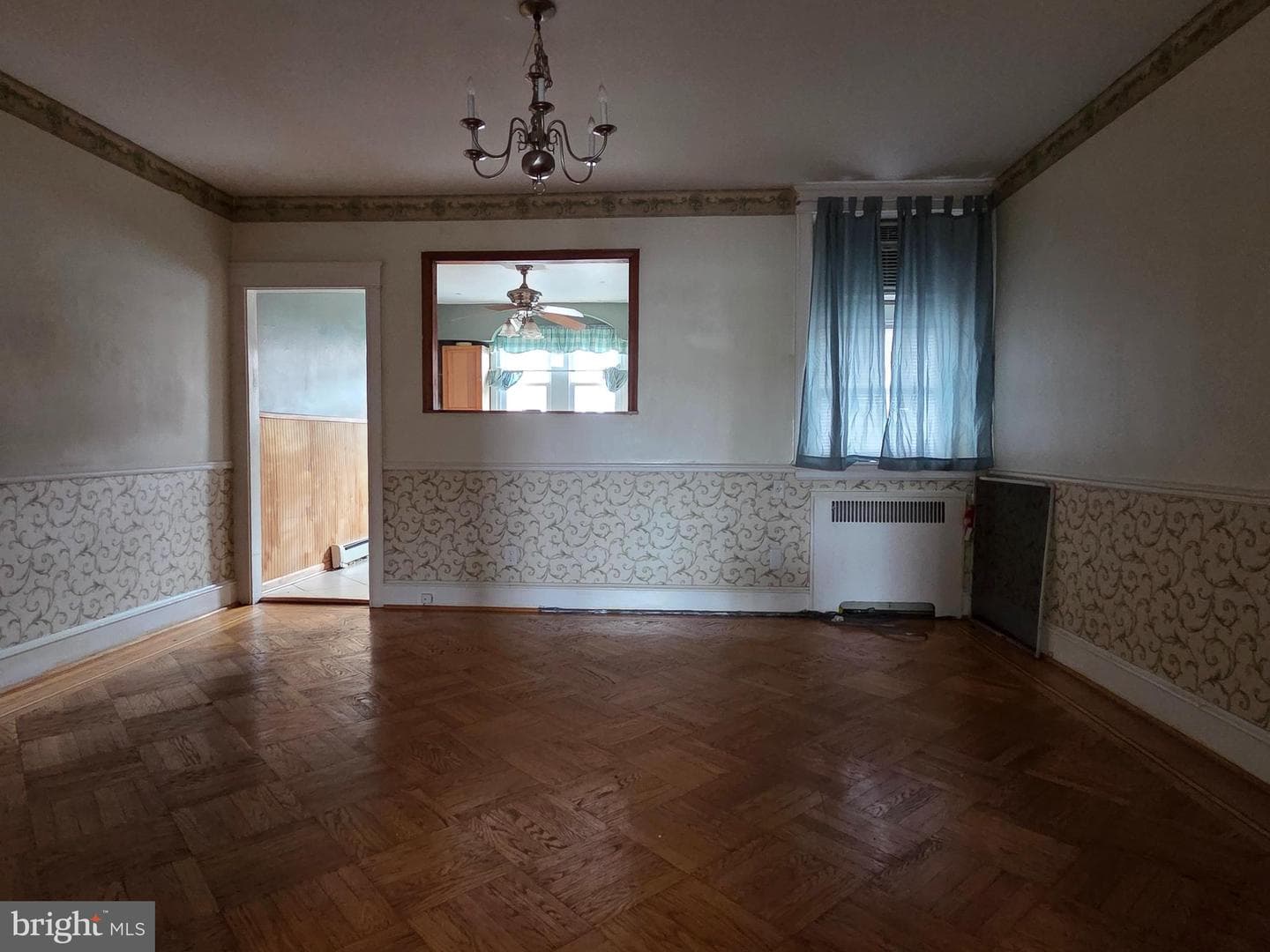 3019 Knorr Street photo 5
