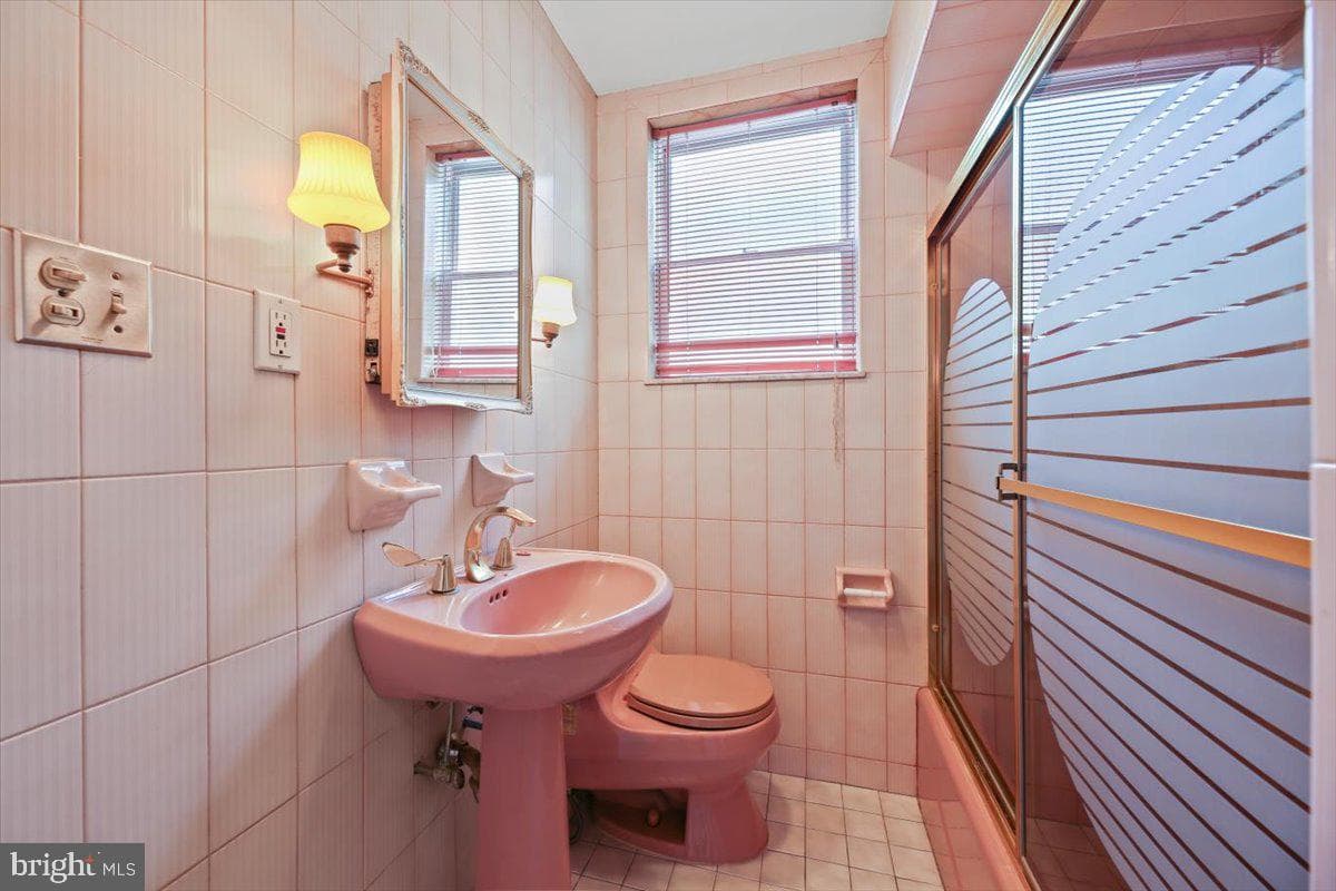 1118 Wolf Street photo 20