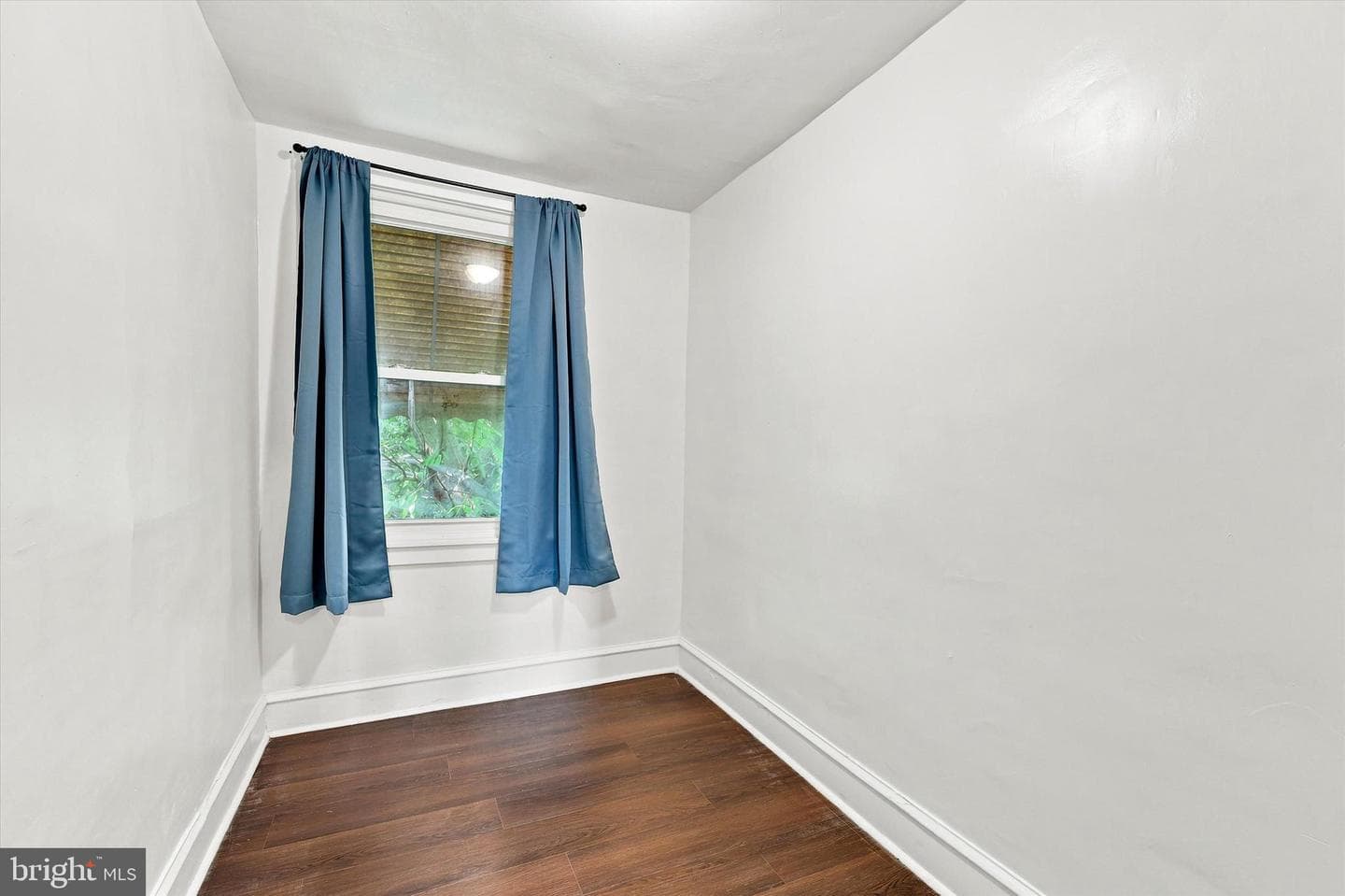 2550 Carroll Street photo 16
