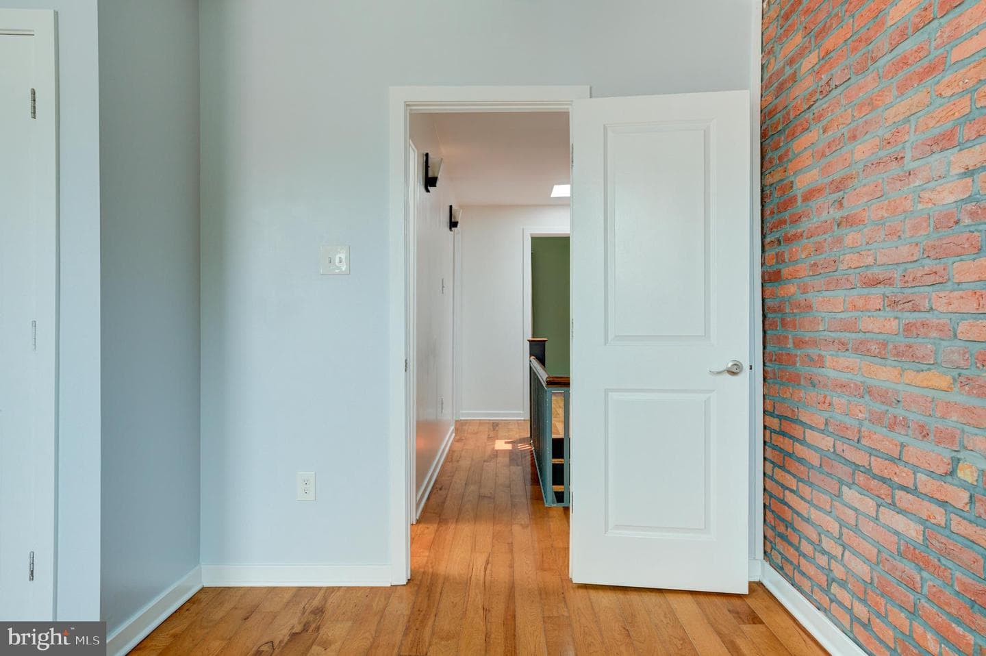 2609 Memphis Street photo 8