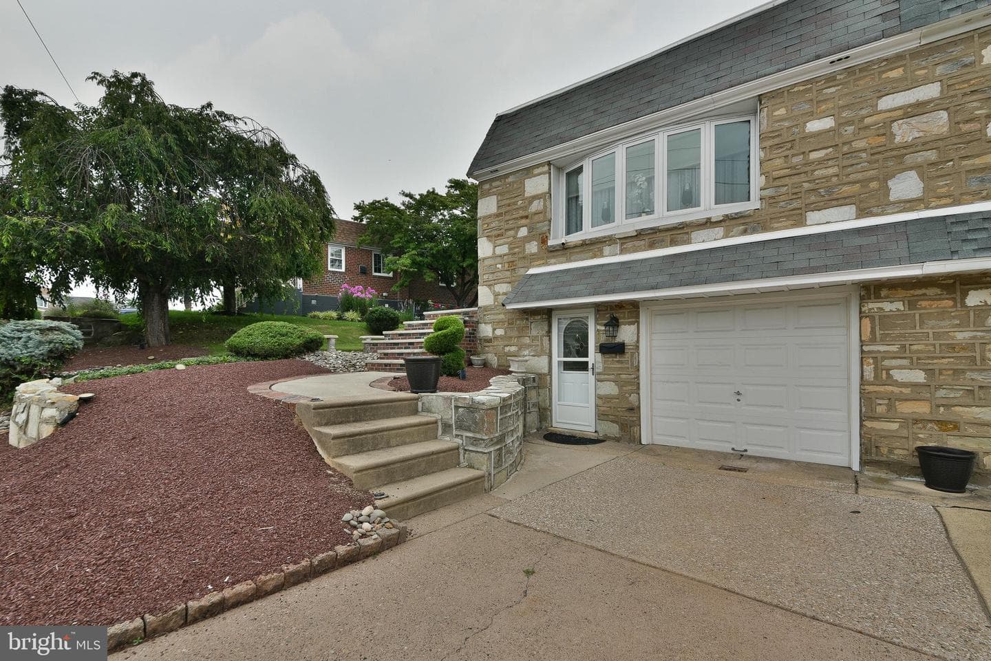 3137 Draper Street photo 3
