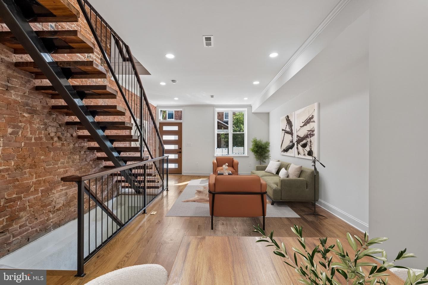 1231 S Markoe Street photo 6