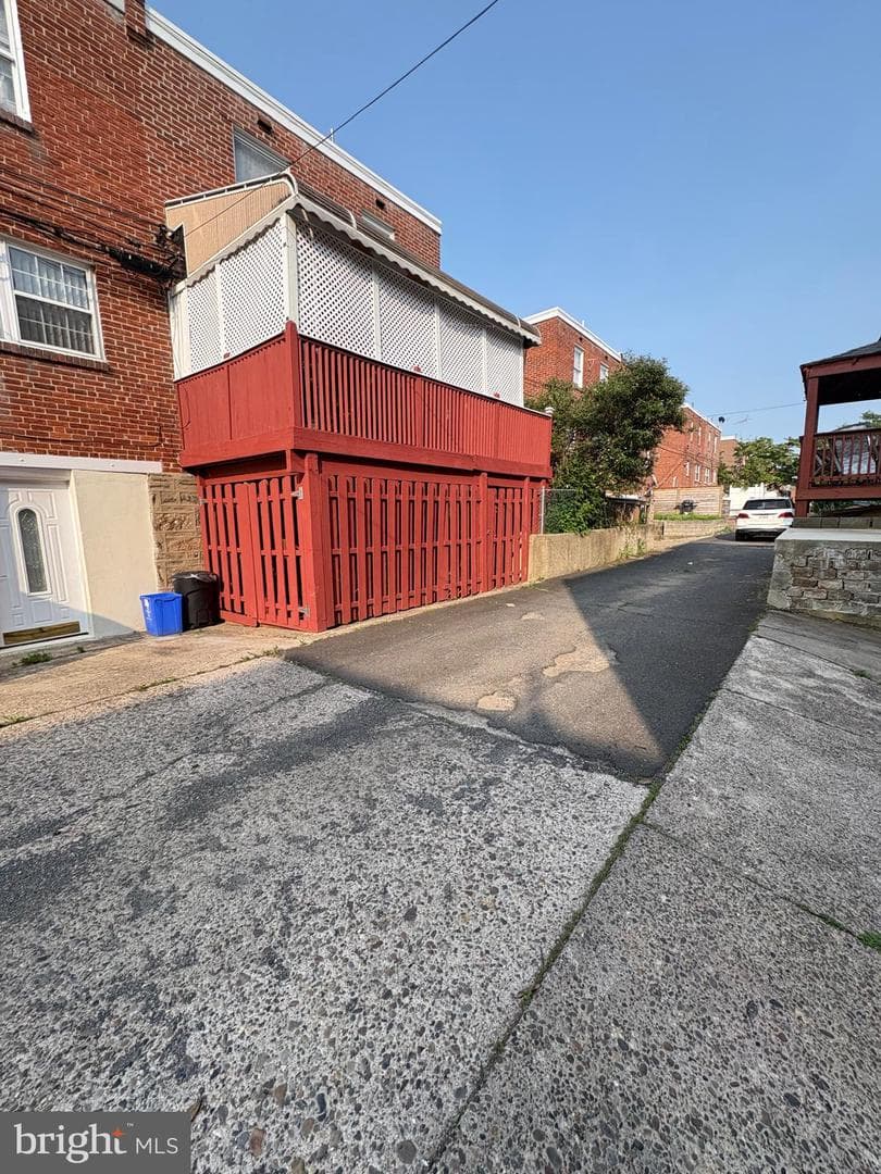 1214 Hale Street photo 53