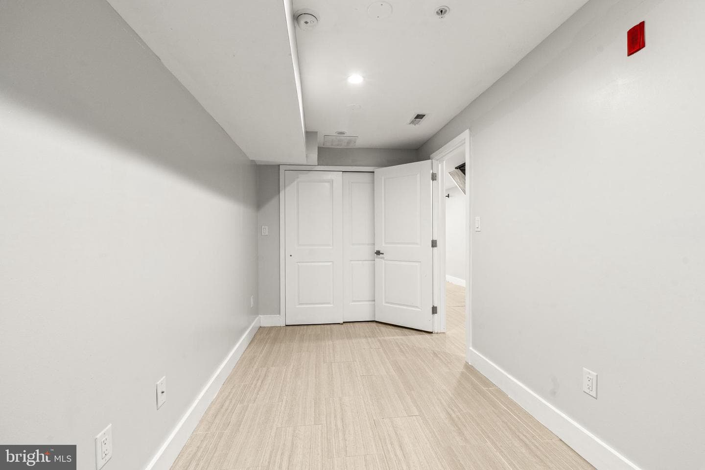 1005 N Marshall Street #1 photo 18