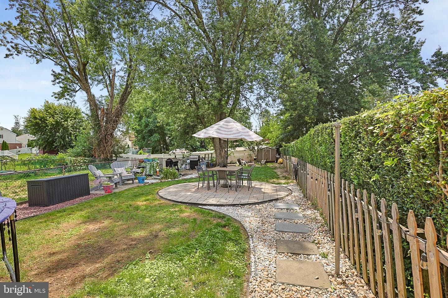 9916 S Canterbury Road photo 17