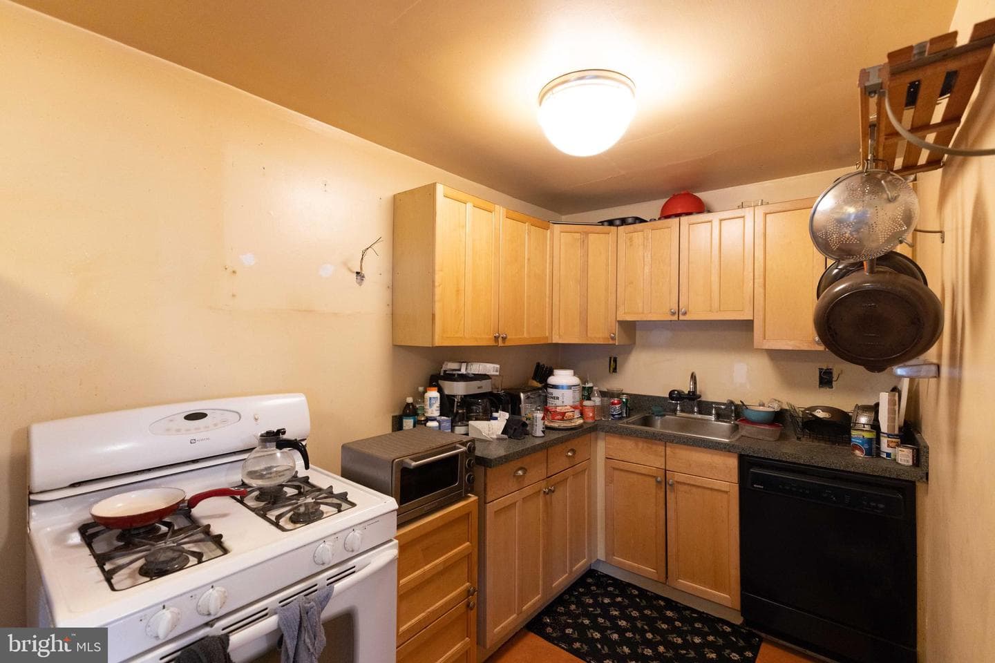 1831 Farrington Road photo 10