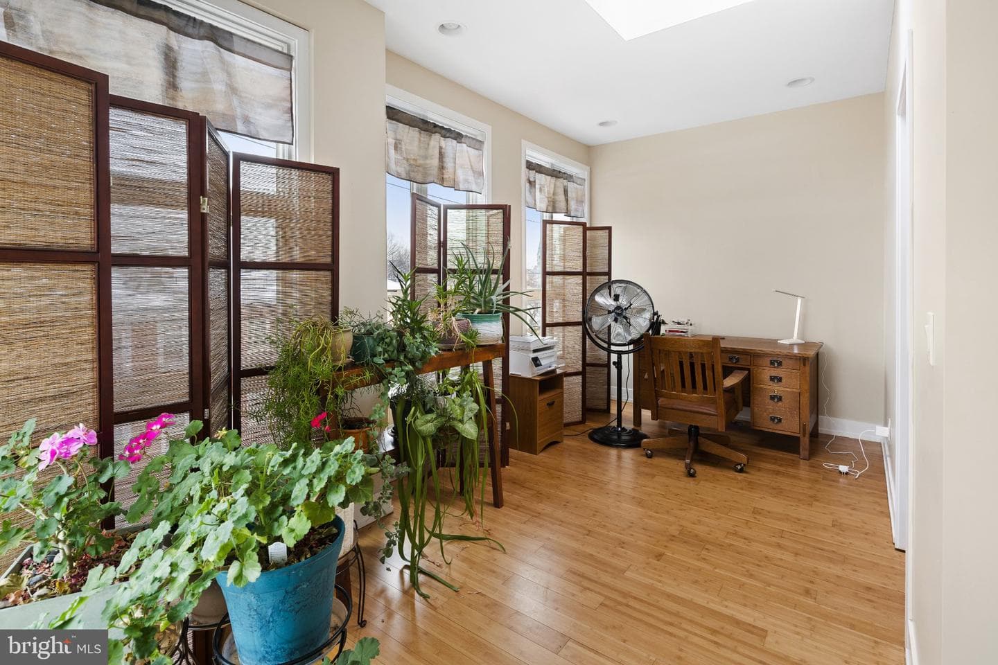 813 N Orianna Street #813a photo 36