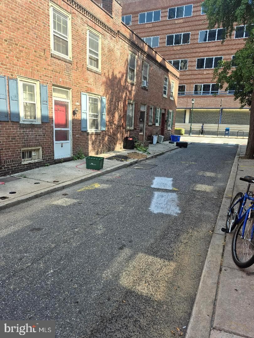 129 N Mole Street photo 3