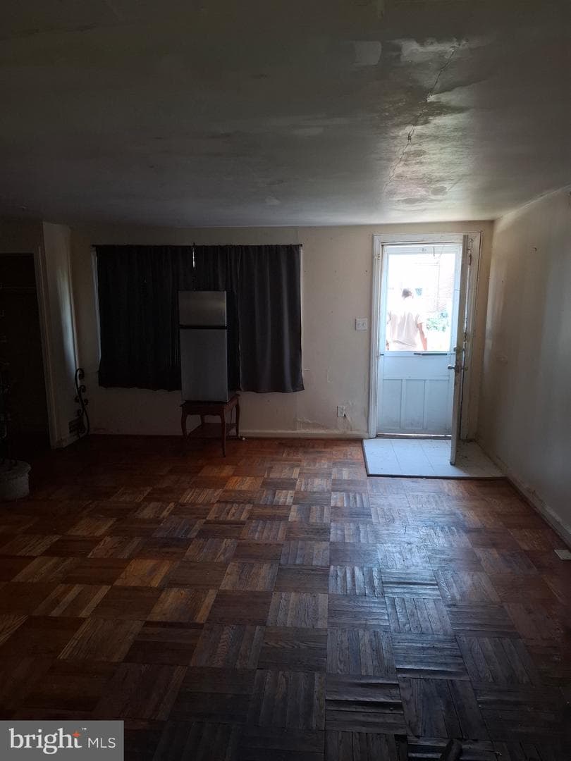 2608 Dudley Street photo 3