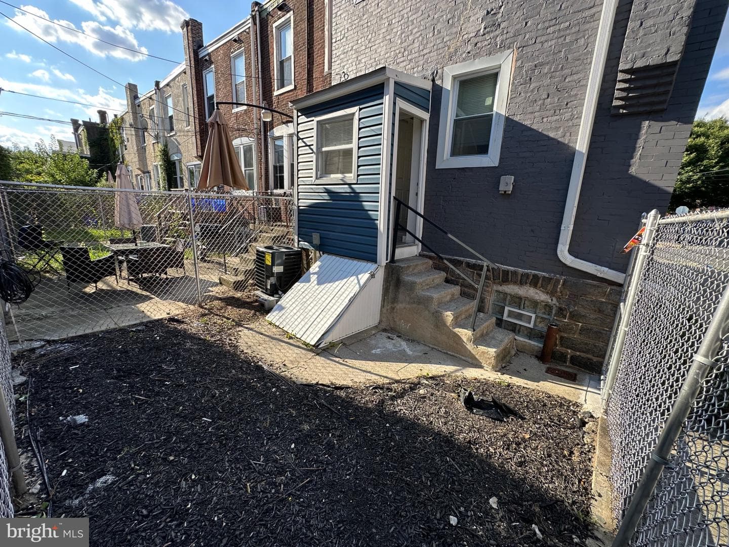 5400 Larchwood Avenue photo 45