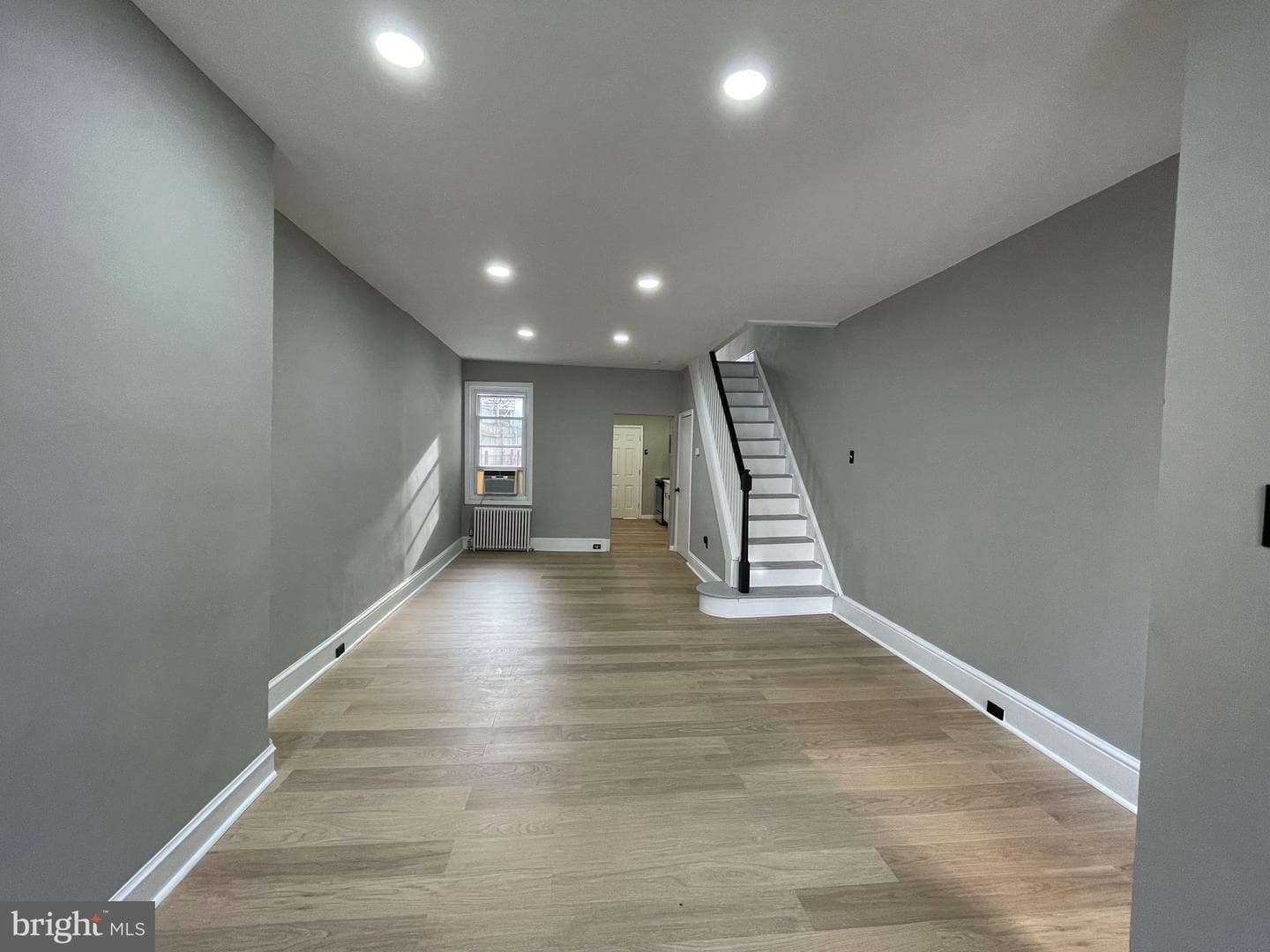 107 Kingsley Street photo 10